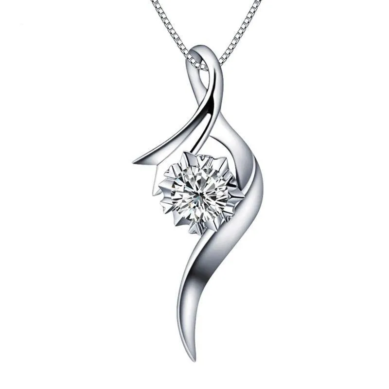 18K White Gold Diamond Pendant Necklace