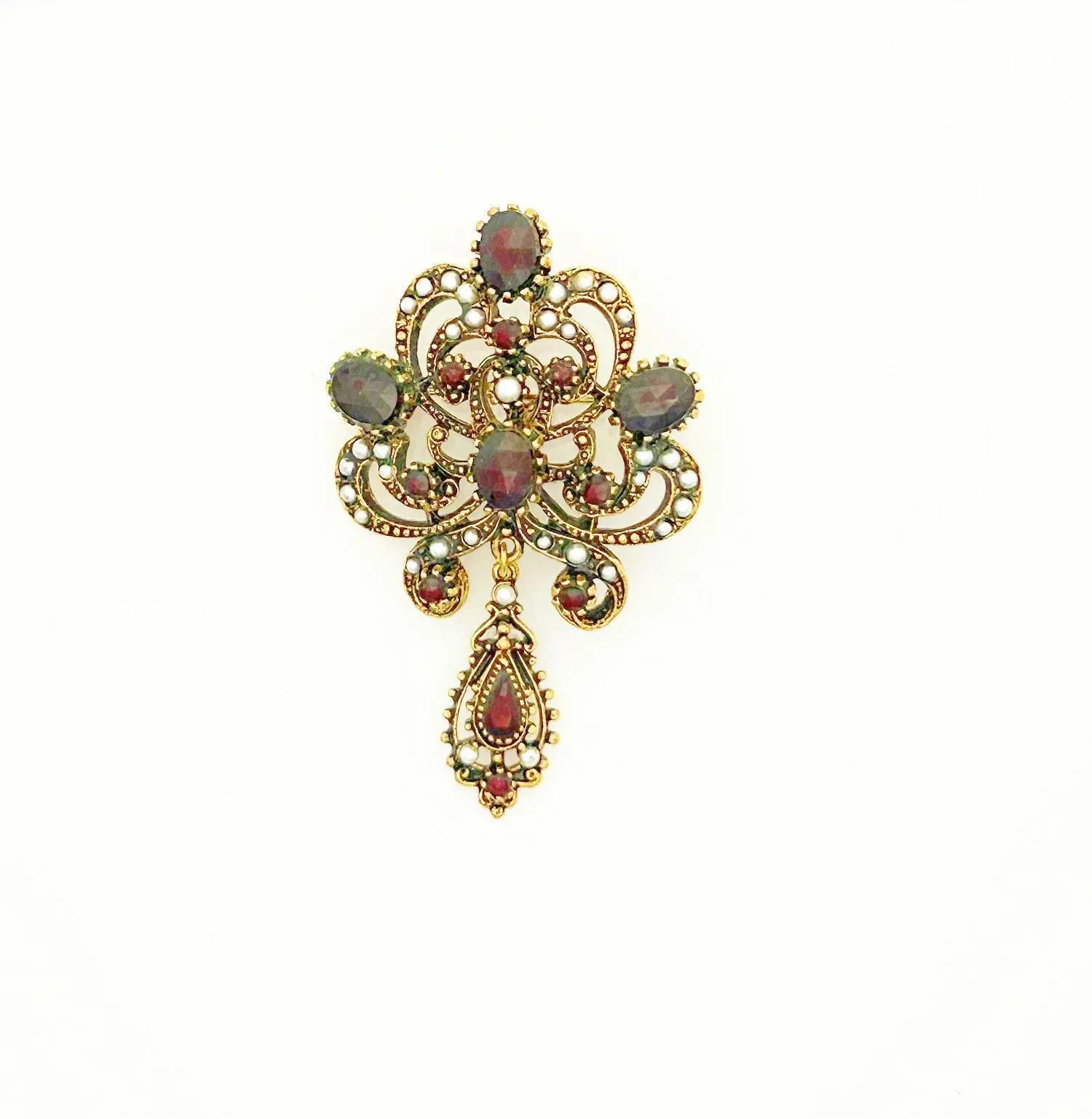 Absolutely Stunning Vintage Victorian Revival ART Brooch