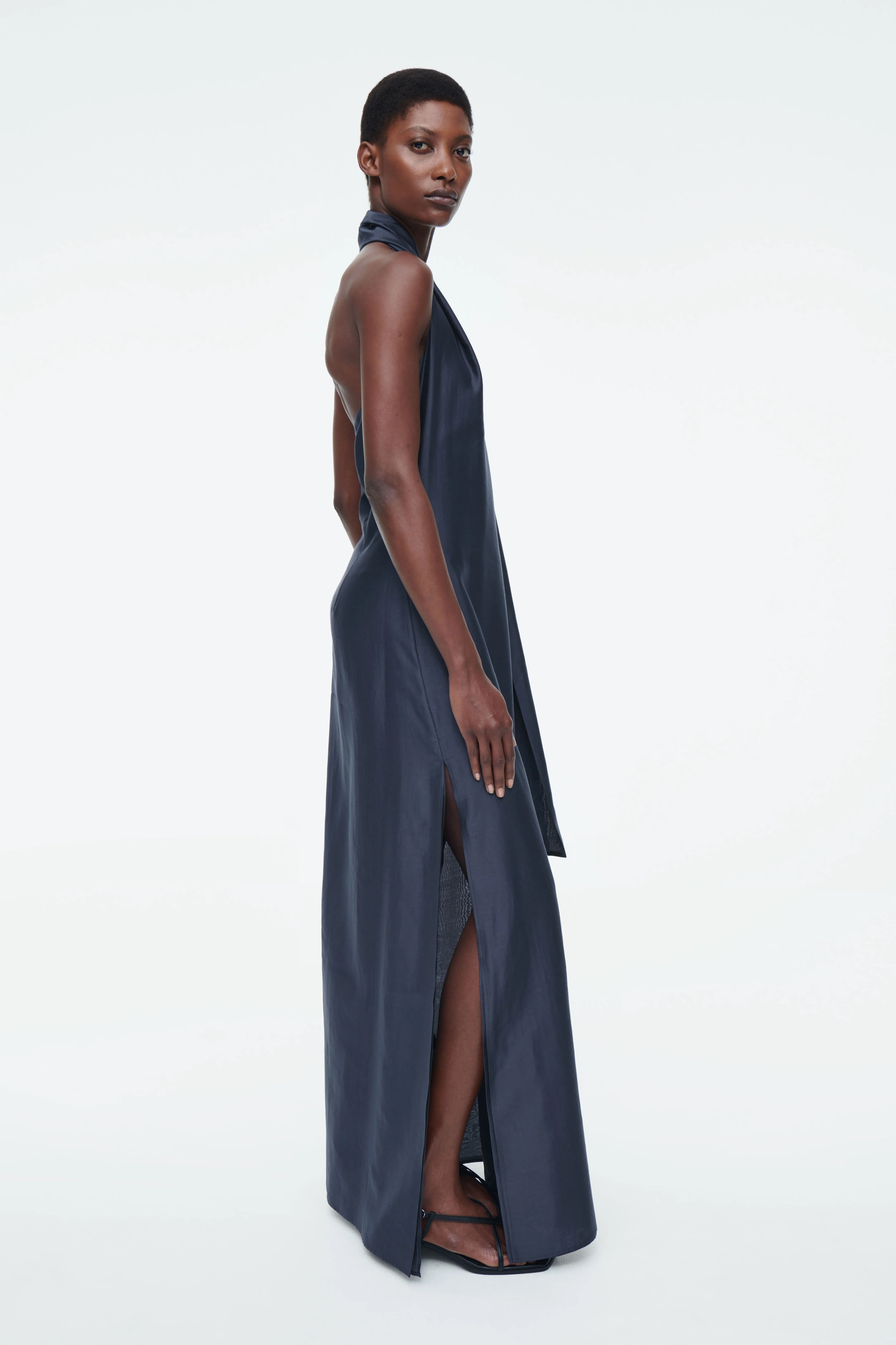 ASYMMETRIC BROOCH-DETAIL MAXI DRESS - Asymmetric neckline - Sleeveless - DARK BLUE - Ladies | H&M GB