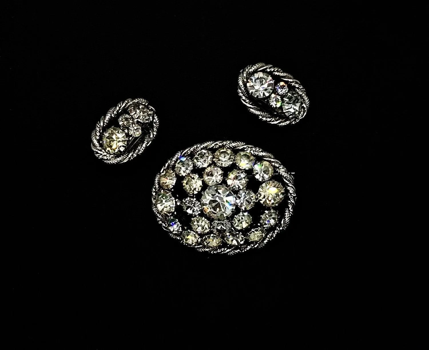 Bright Vintage Domed Oval Rhinestone Brooch and Earrings Set