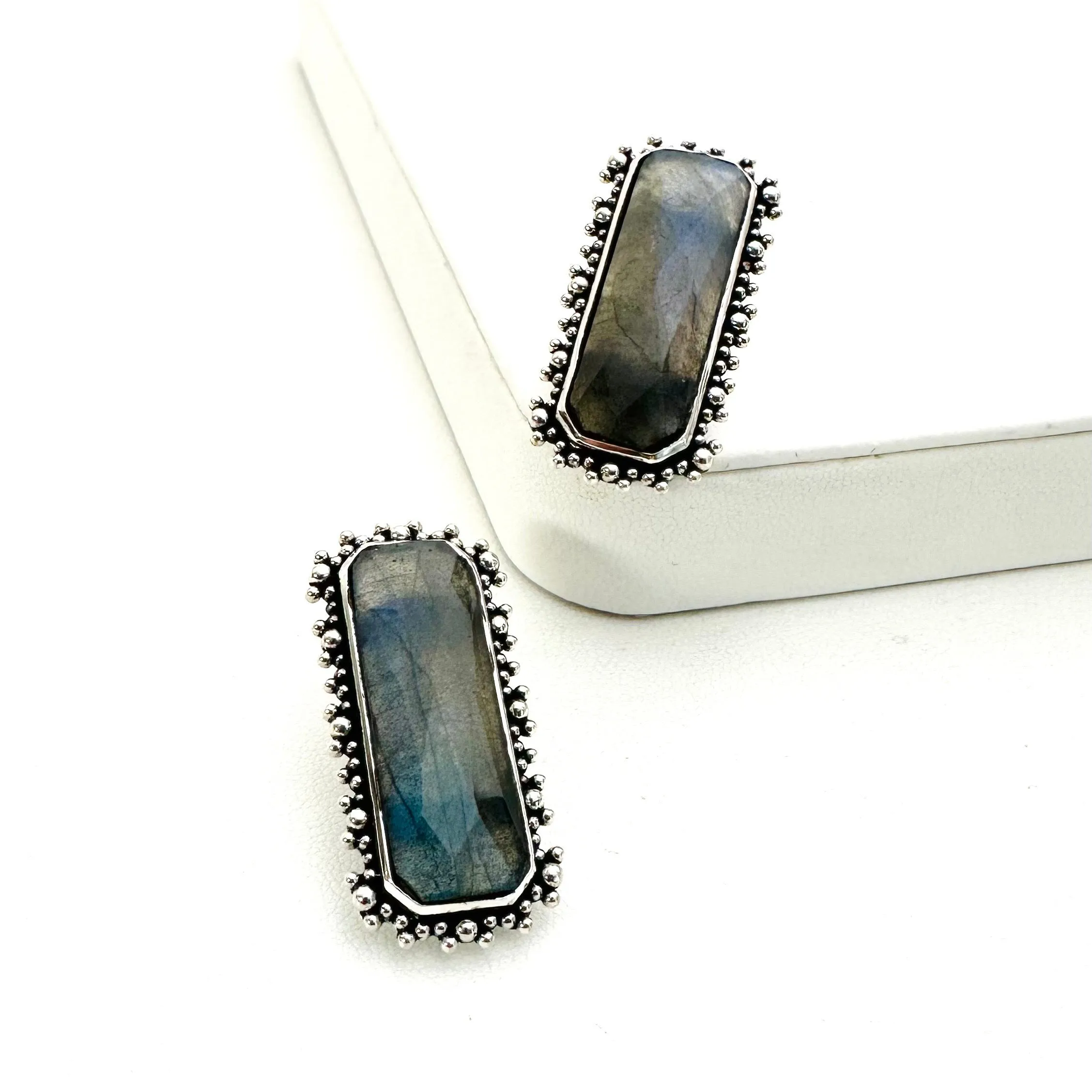 Brilliant Baguettes Studs - Labradorite