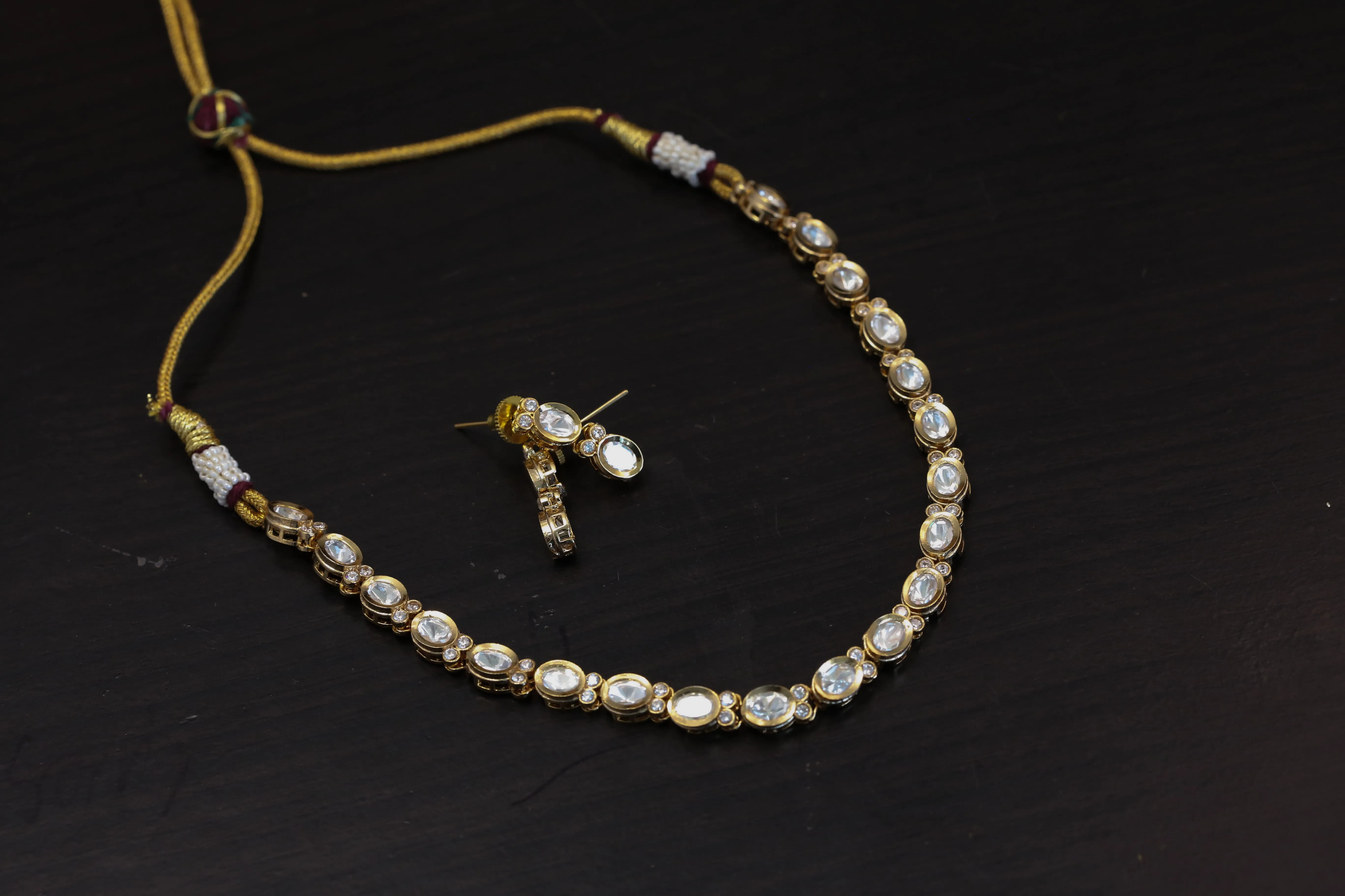 Dainty Uncut Polki Kundan Necklace Set