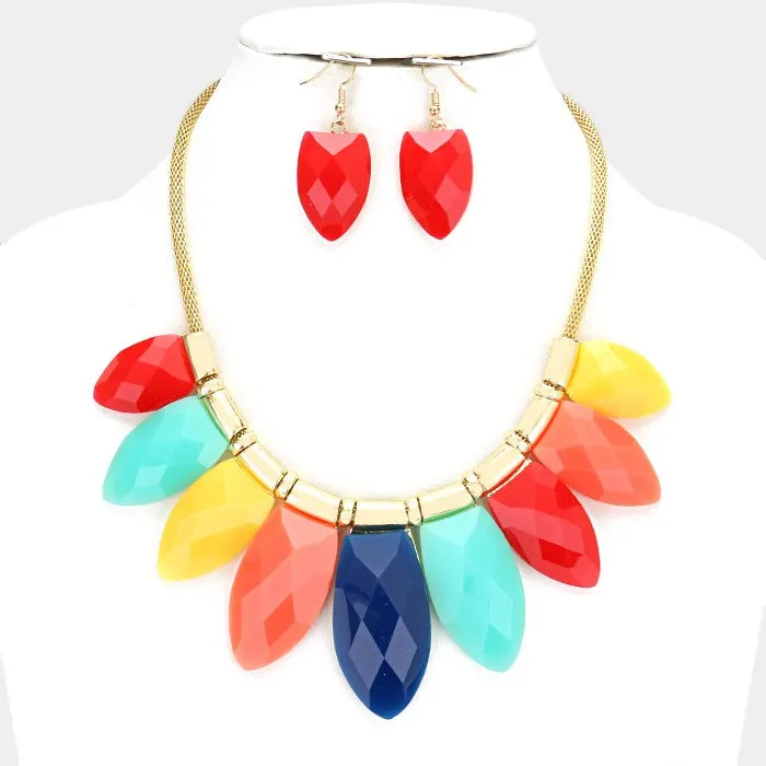 iLLASPARKZ Faceted plate fan bib necklace