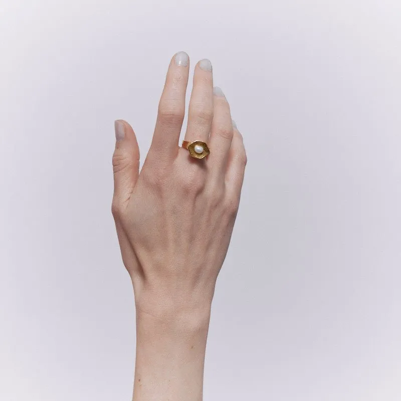 Kore Ring with Pearl - 18K Gold Plated