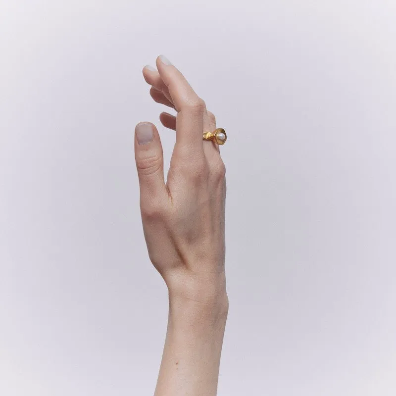 Kore Ring with Pearl - 18K Gold Plated