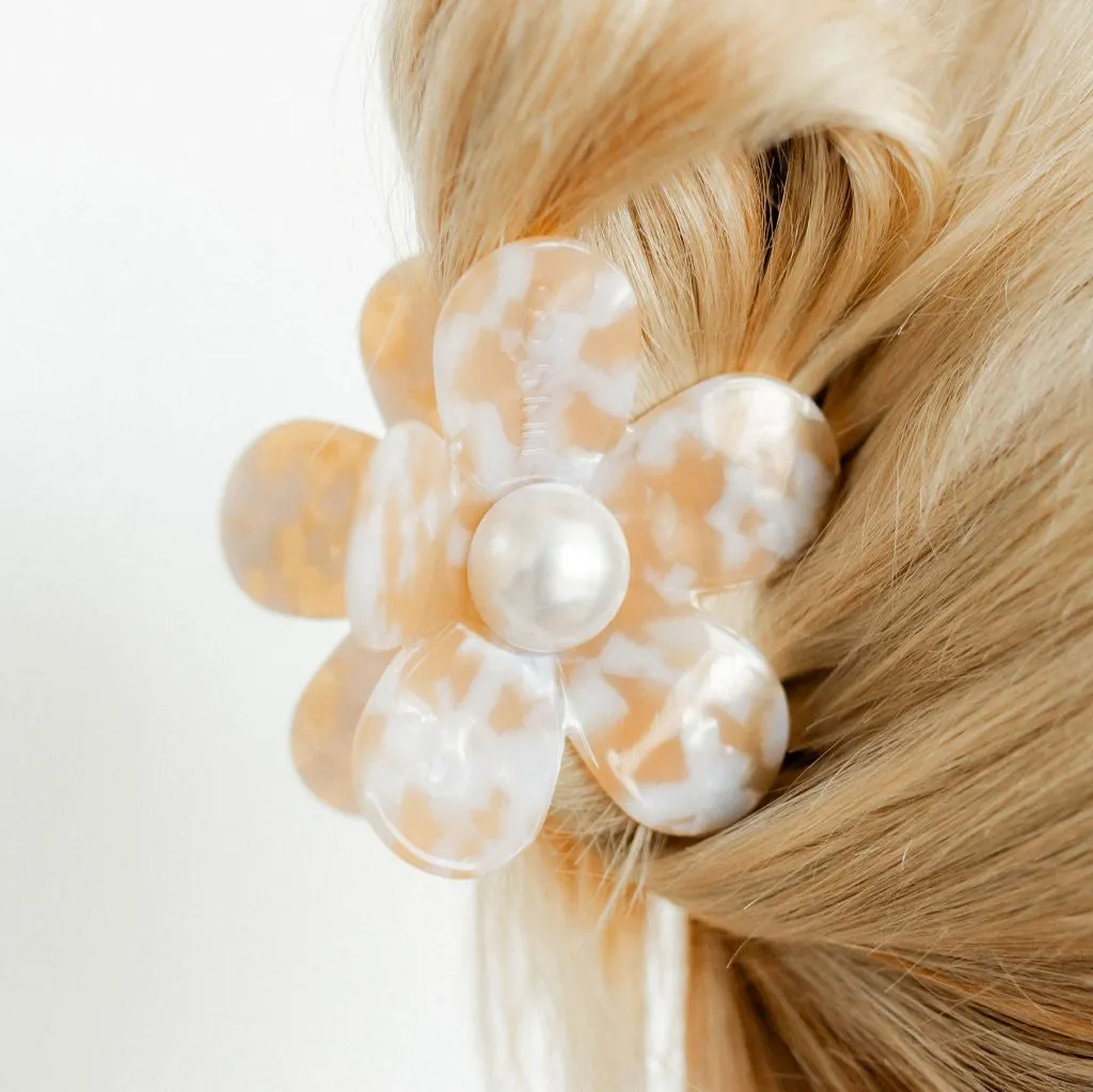 Linny Co | Gigi Flower Hair Clip in Camel with Pearl Center