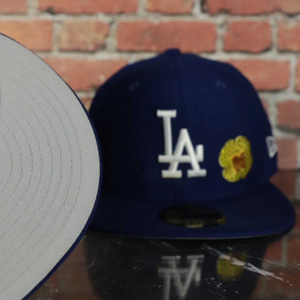 Los Angeles Dodgers Iced Out Side Patch Flower Star Gray Bottom Crystal Icons 59Fifty Fitted Cap