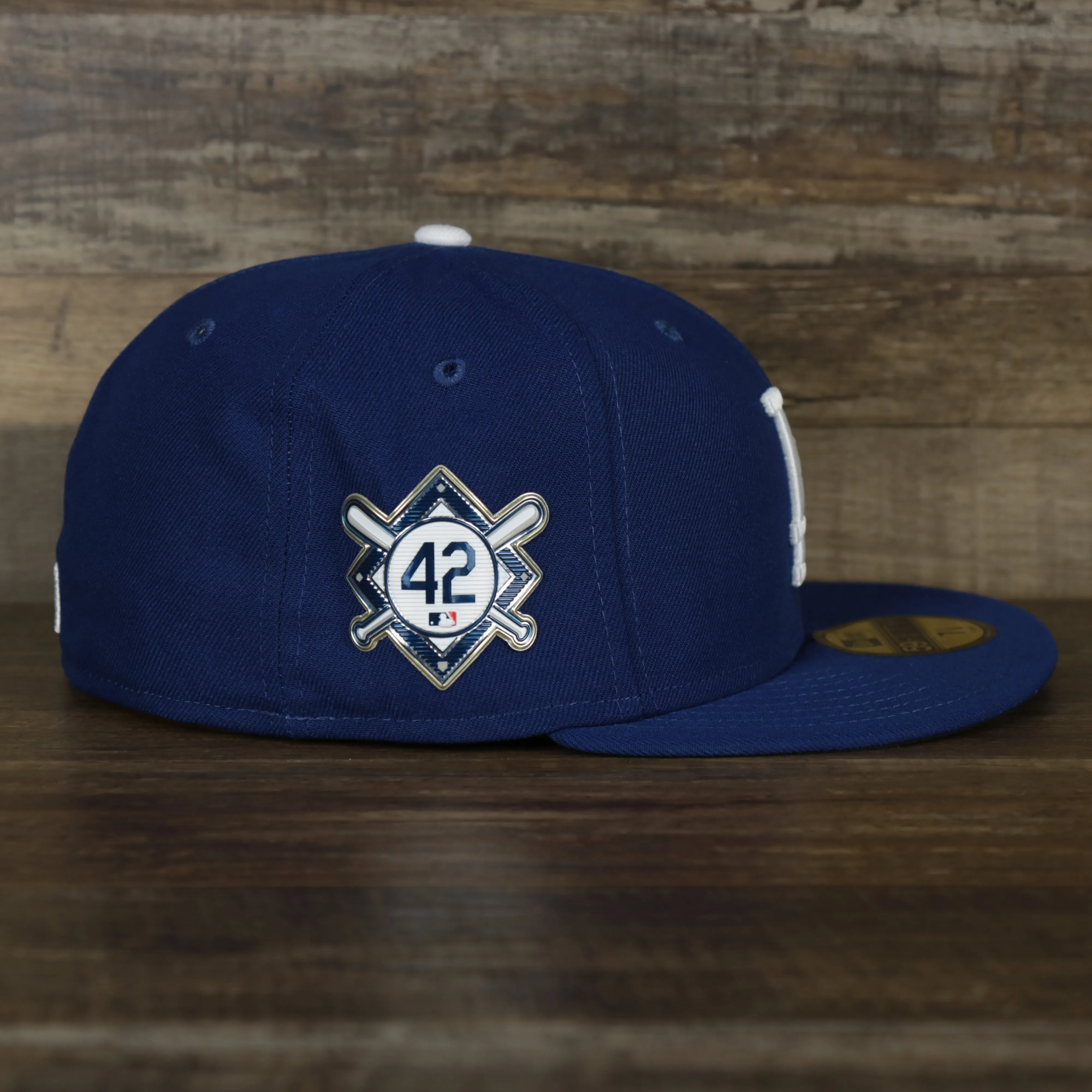 Los Angeles Dodgers Jackie Robinson Side Patch 59Fifty Black Bottom Fitted Cap | Royal Blue