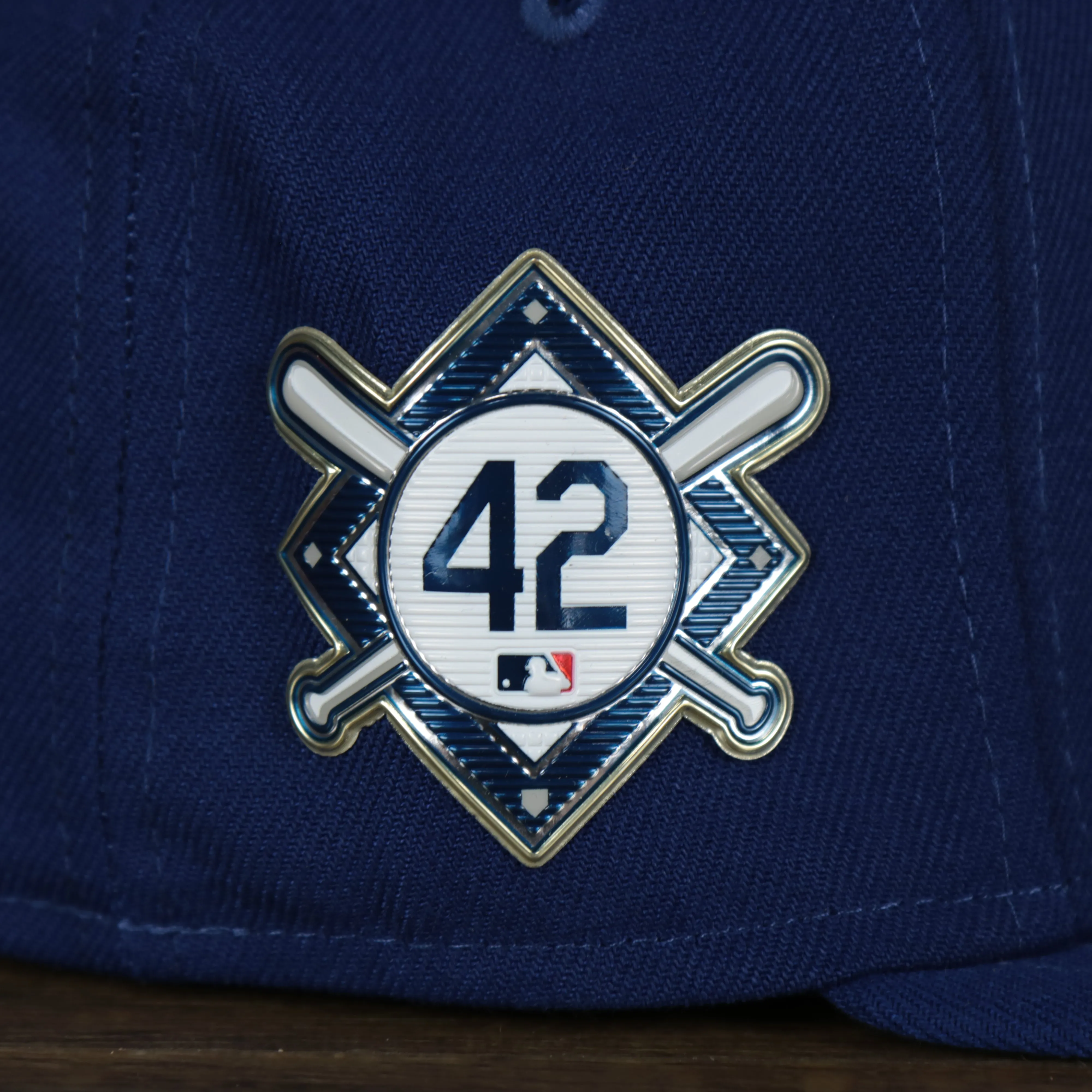 Los Angeles Dodgers Jackie Robinson Side Patch 59Fifty Black Bottom Fitted Cap | Royal Blue