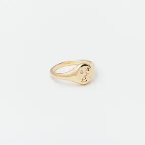 Moonshine Signet Ring in Gold