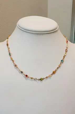 MULTI COLORED RHINESTONE NECKLACE IN OVAL