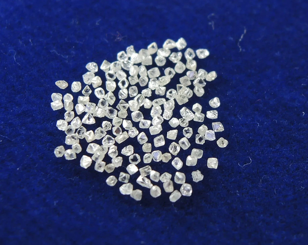 Natural Loose Diamond Raw Rough Fancy White Color I2 Clarity 500 Pcs Lot Q81