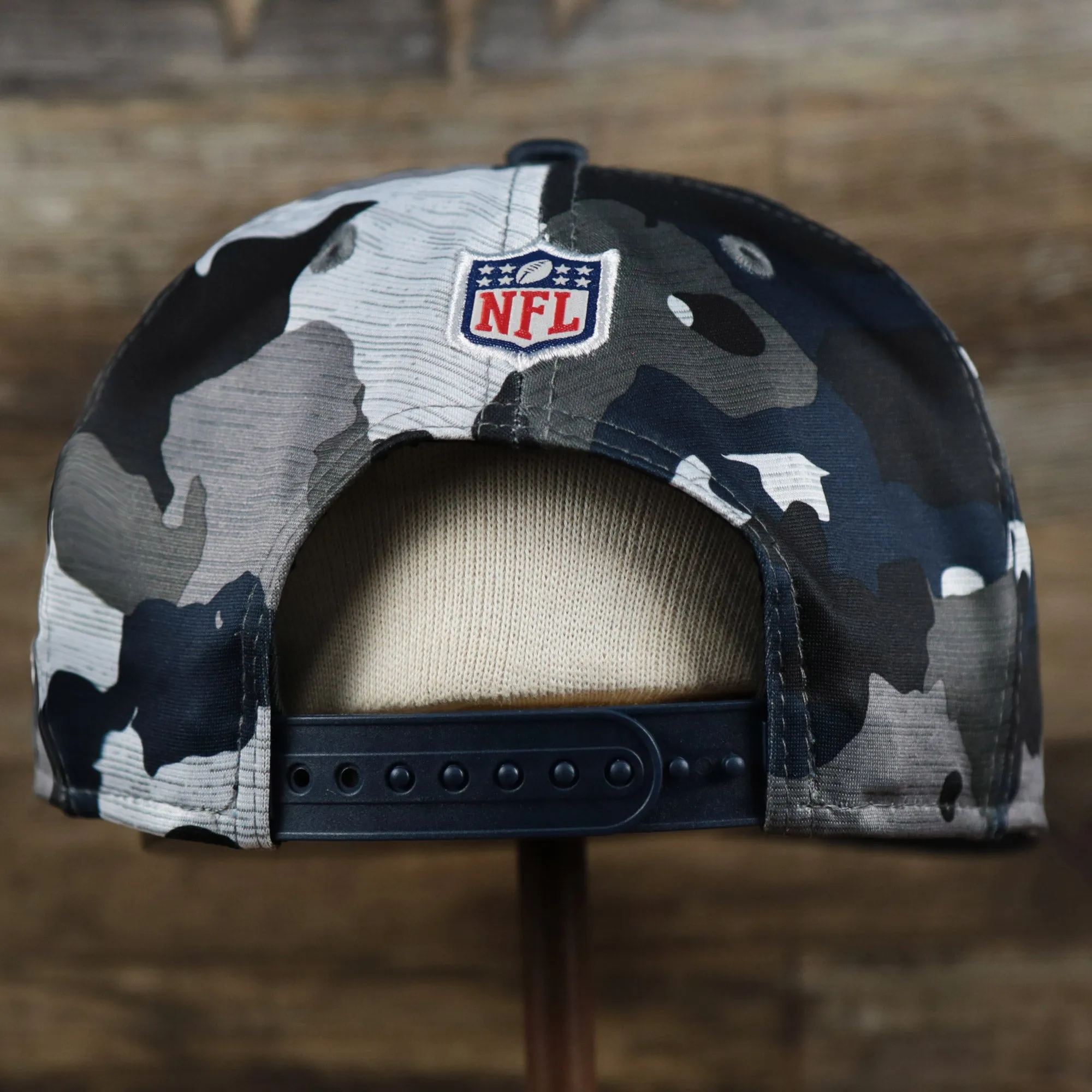 New England Patriots NFL OnField Summer Training 2022 Camo 9Fifty Snapback | Navy Blue Camo 9Fifty