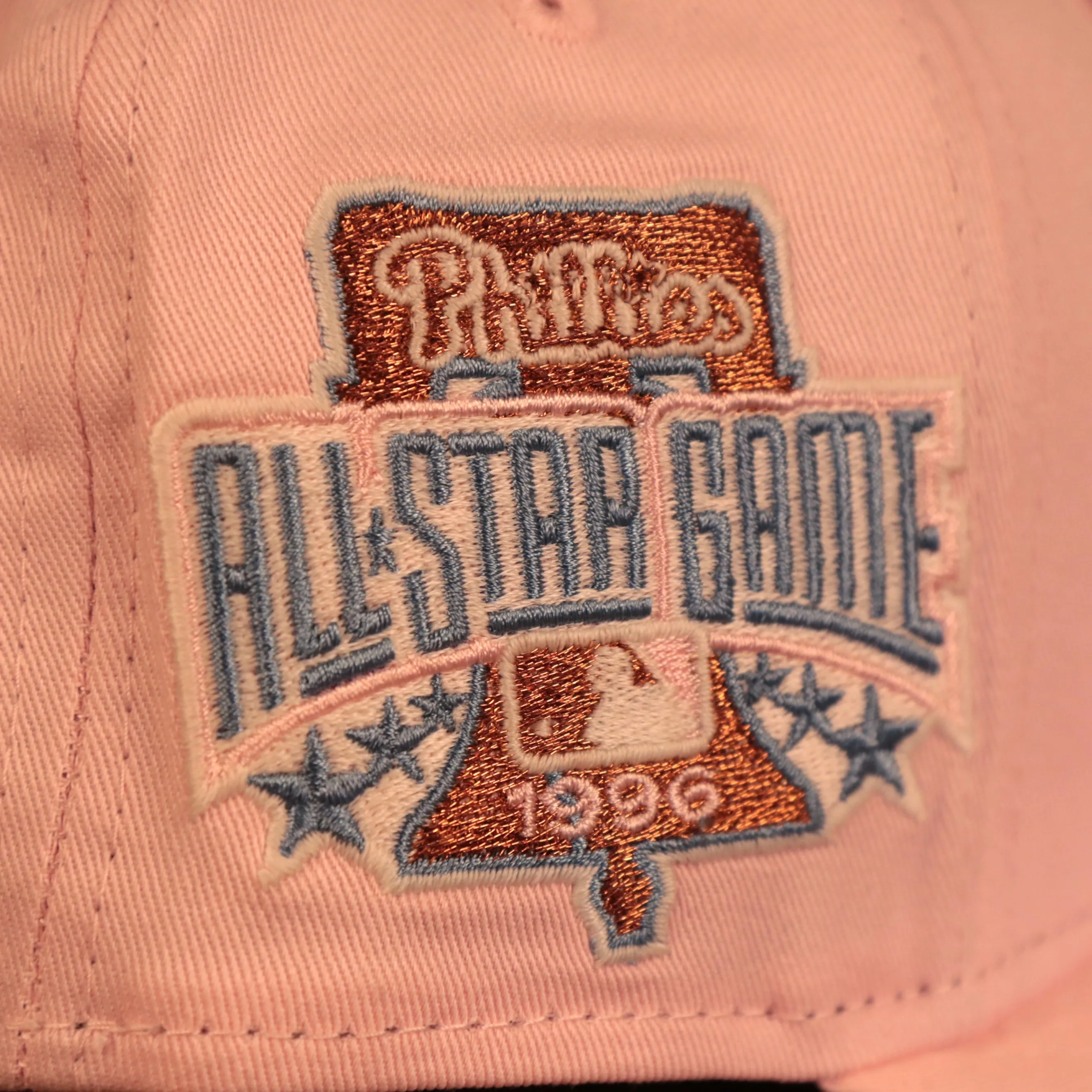 Philadelphia Phillies Glow In The Dark 1996 All Star Game il napoletano Sky Blue Bottom Side Patch 59Fifty Fitted Cap