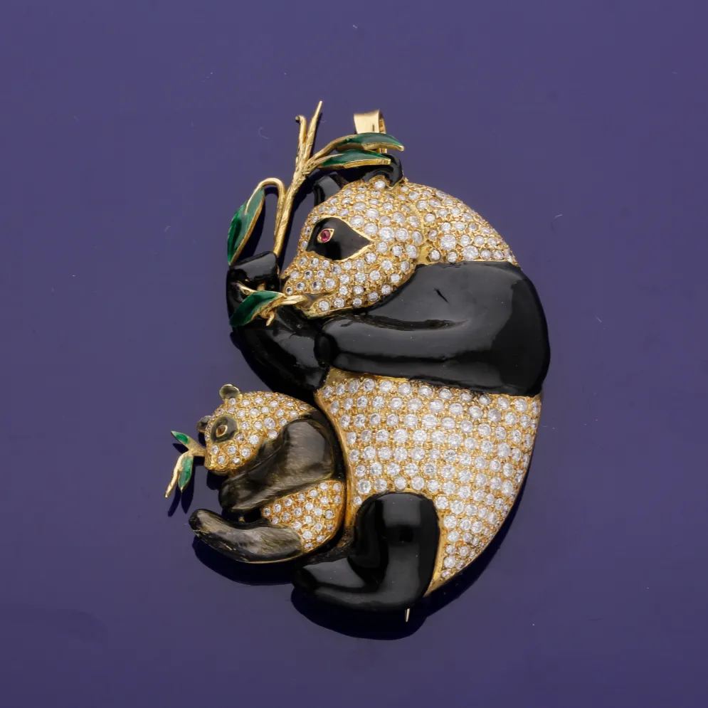 Preowned 18ct Yellow Gold Enamel and 2.50ct Diamond Panda Brooch/Pendant