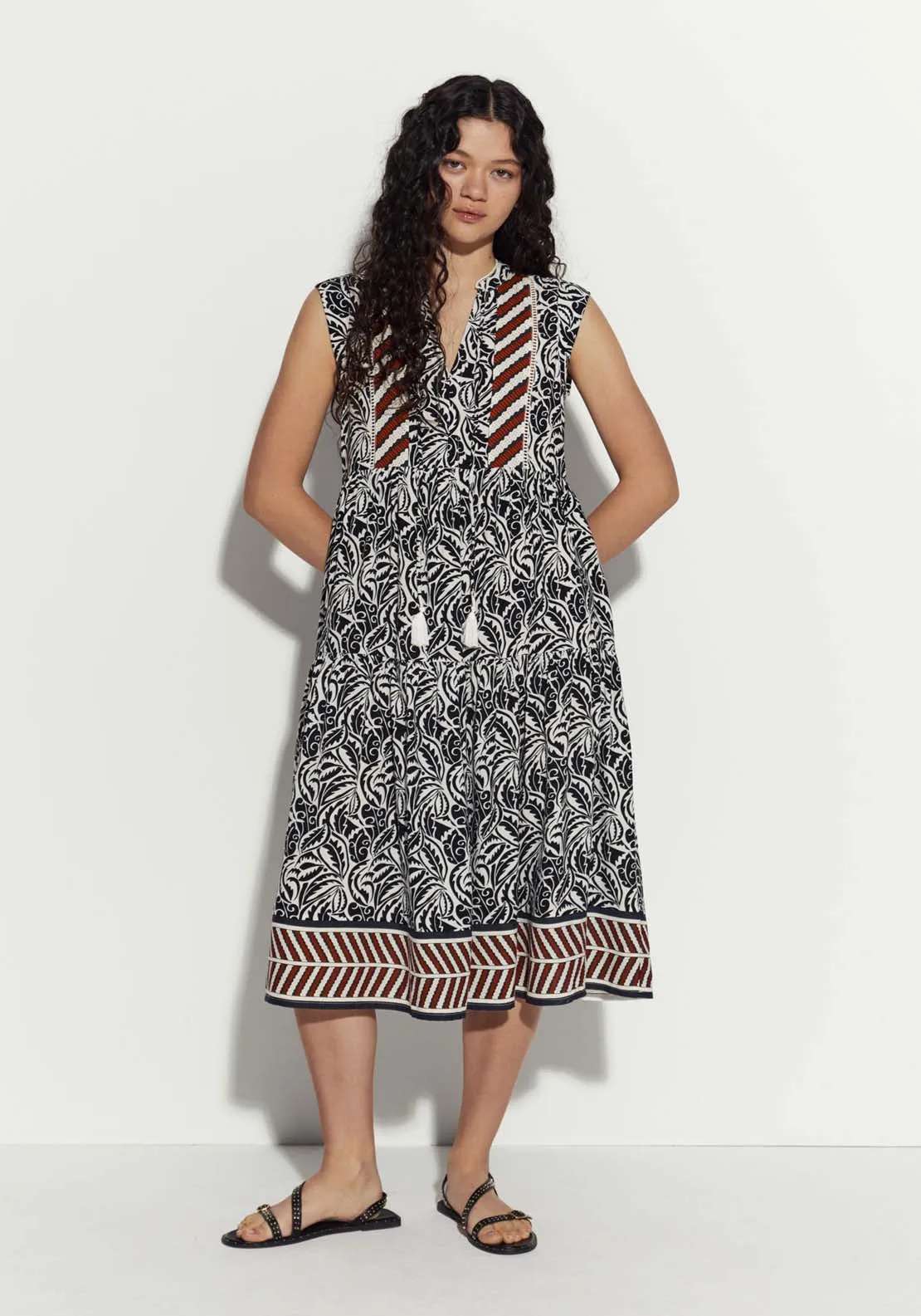 Sleeveless Printed Dress