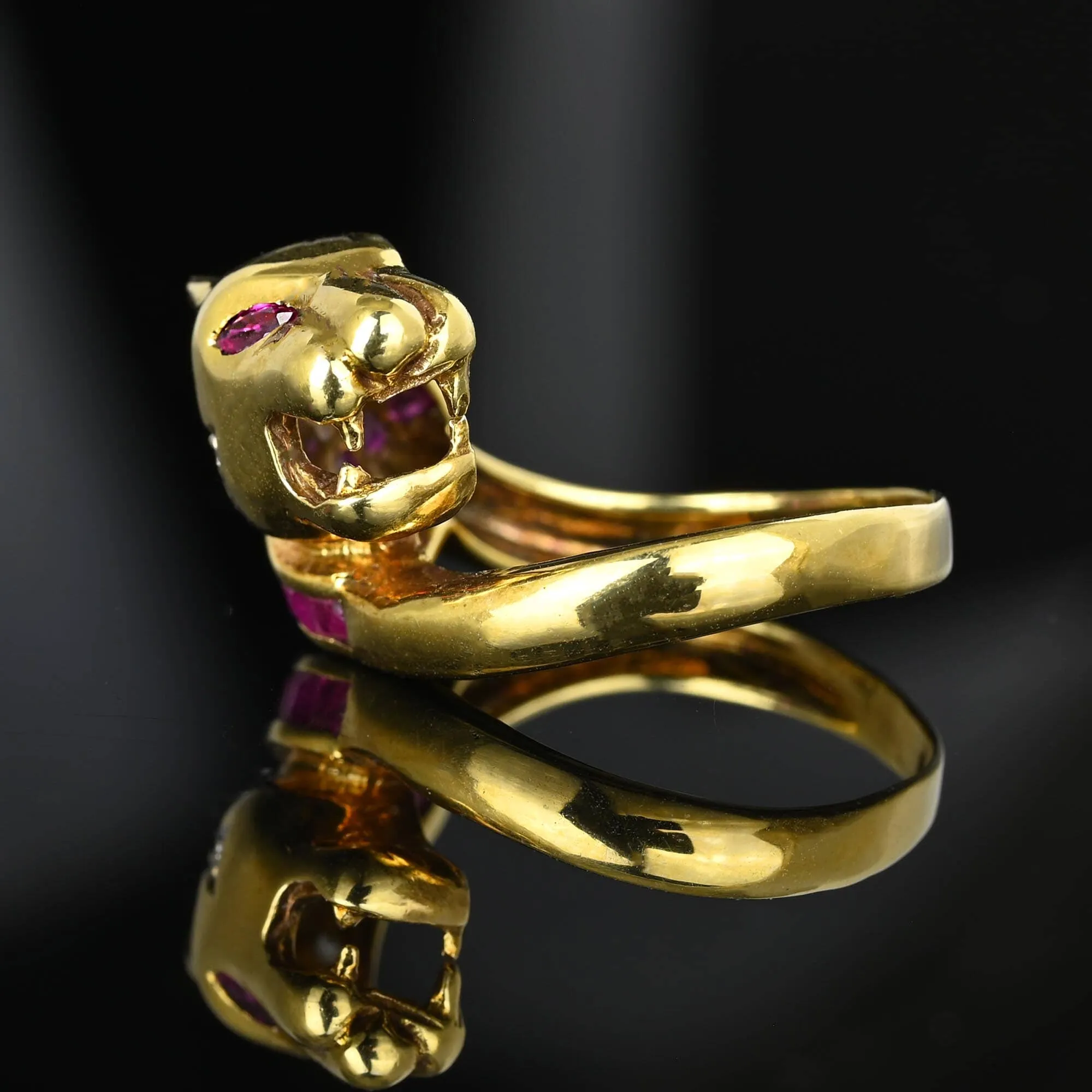 Statement Retro 14K Gold Ruby Diamond Panther Ring