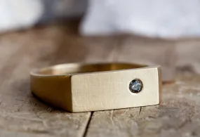 The Lune Diamond Signet Ring