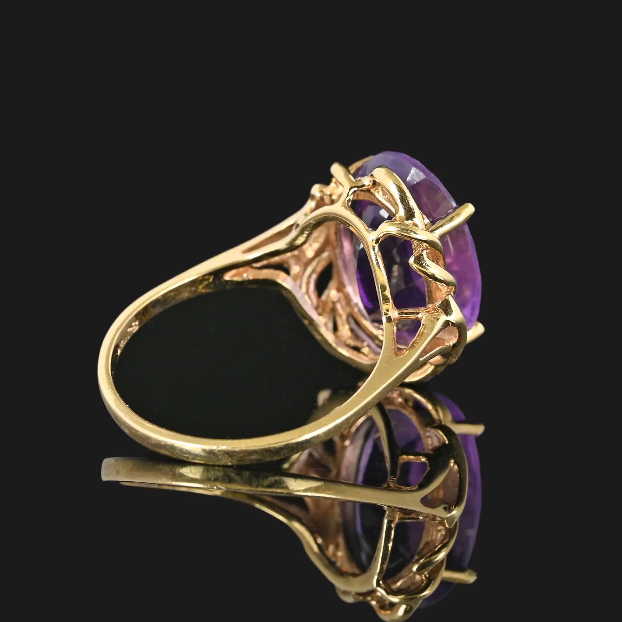 Vintage 14K Gold 9 CTW Amethyst Cocktail Ring