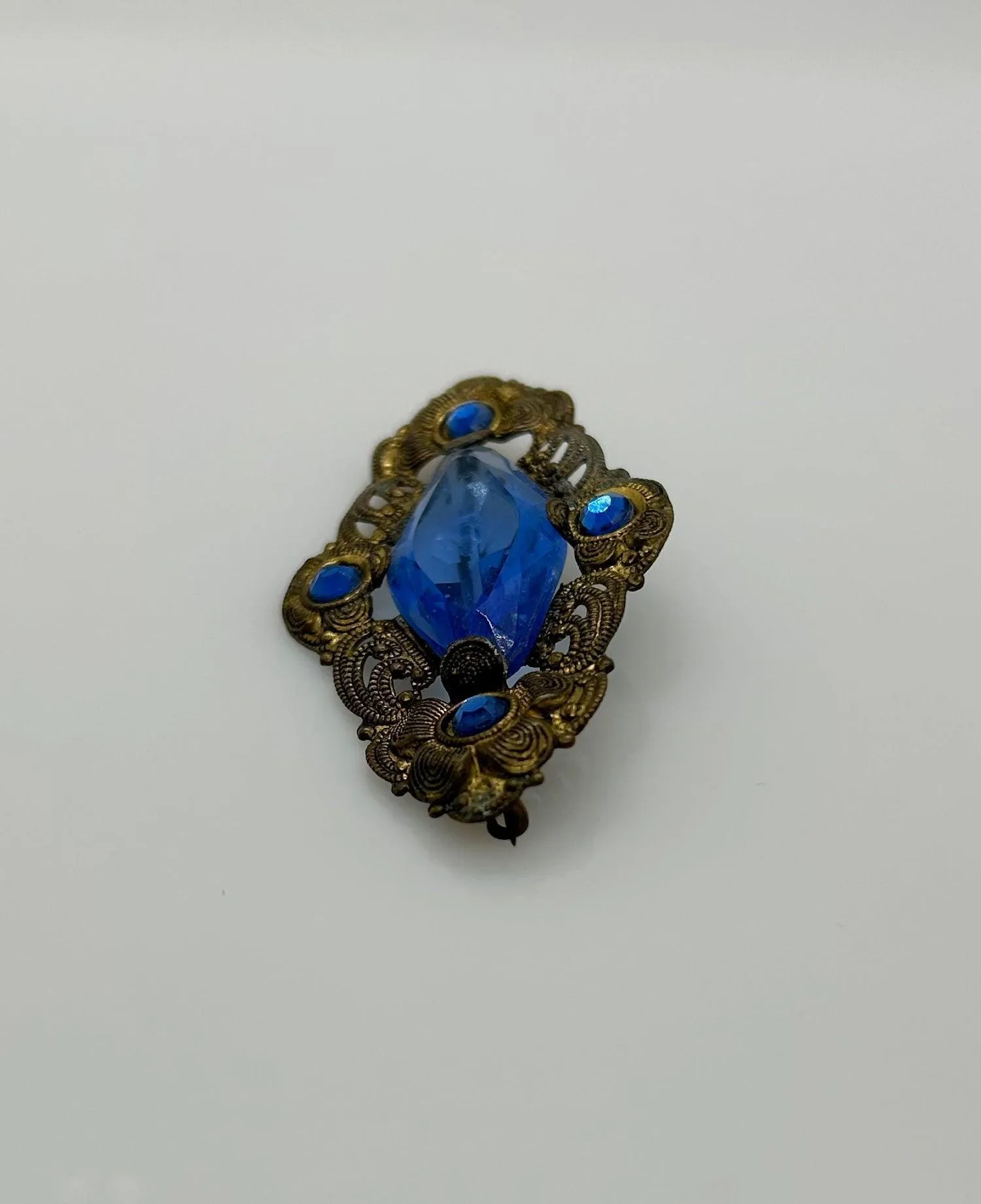 Vintage Filigree Victorian Brooch with Blue Stones